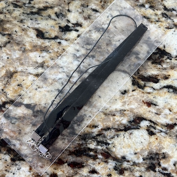 ♣️💋Black Velvet Choker Triangle - Picture 5 of 5